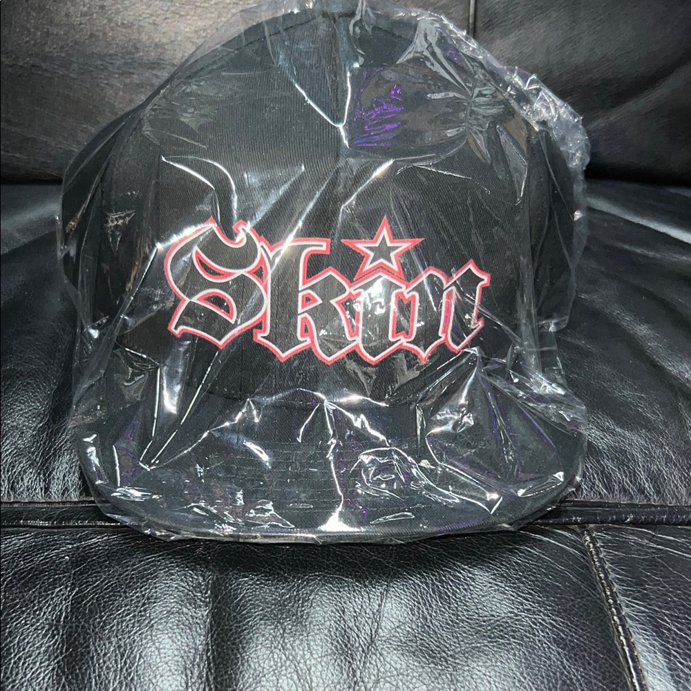 Skin Industries NEW MENS SnapBack hat